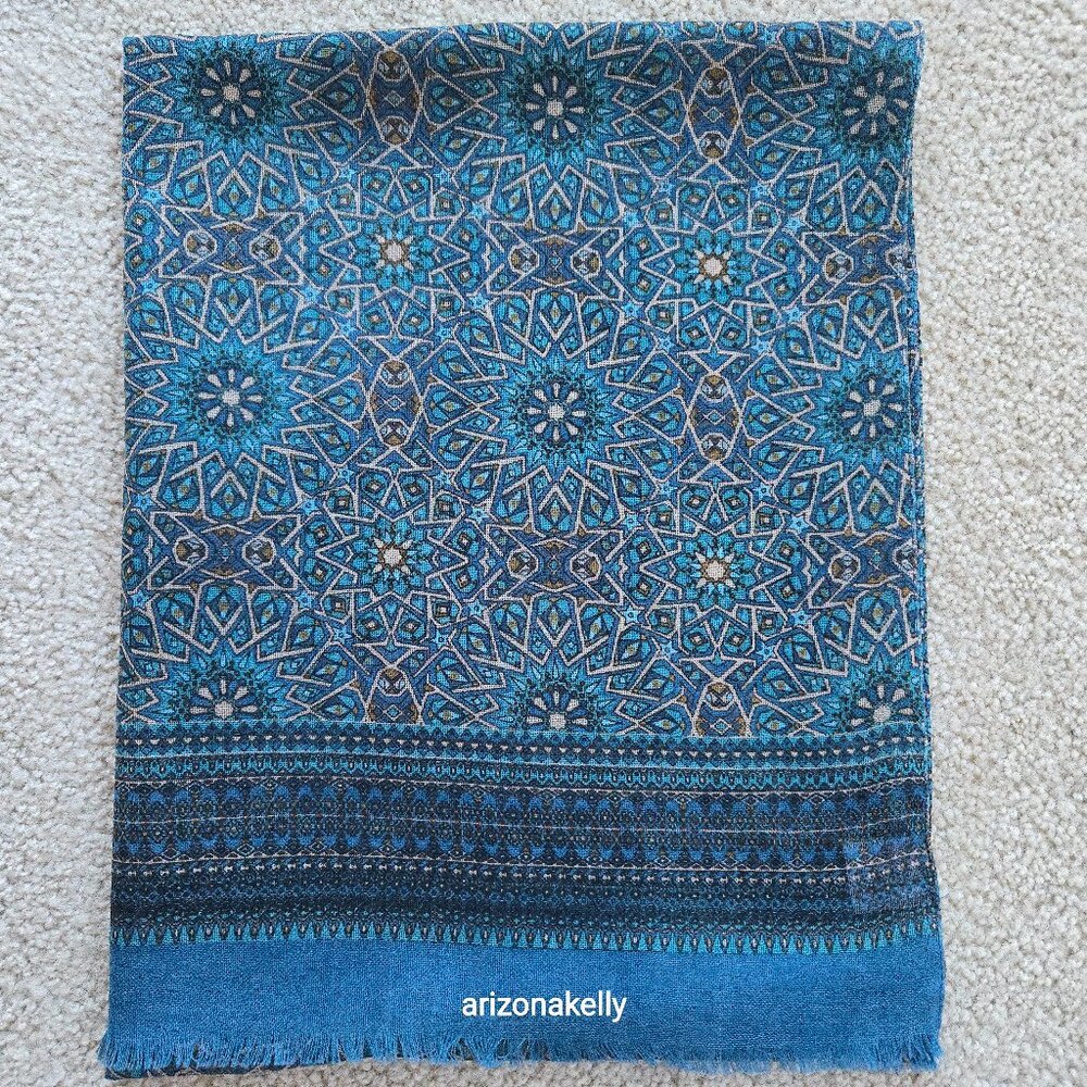 NWOT Woven Wool Scarf Blue Spain Colores de Otono